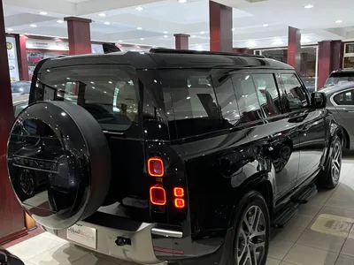2025 لاند روفر ديفيندر اتش اس اي