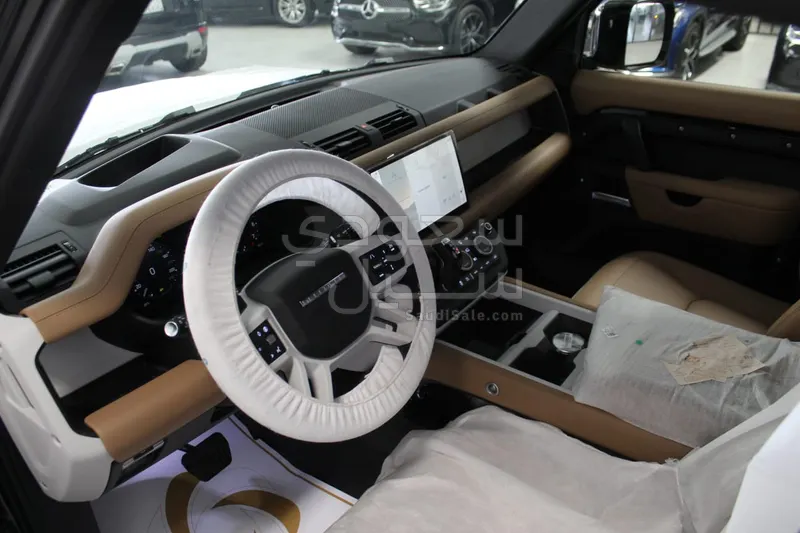2025 Land Rover Defender 110