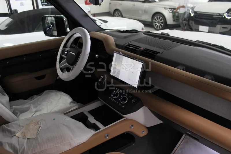 2025 Land Rover Defender 110