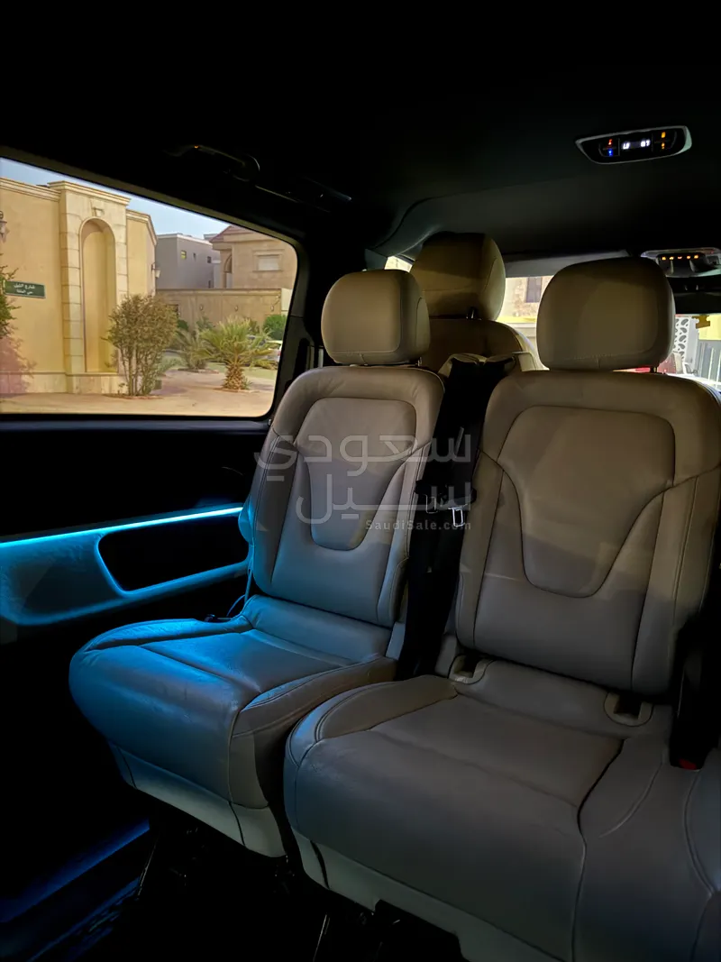 2020 Mercedes-Benz V 250