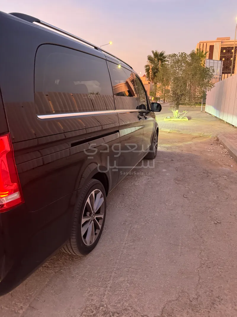 2020 Mercedes-Benz V 250