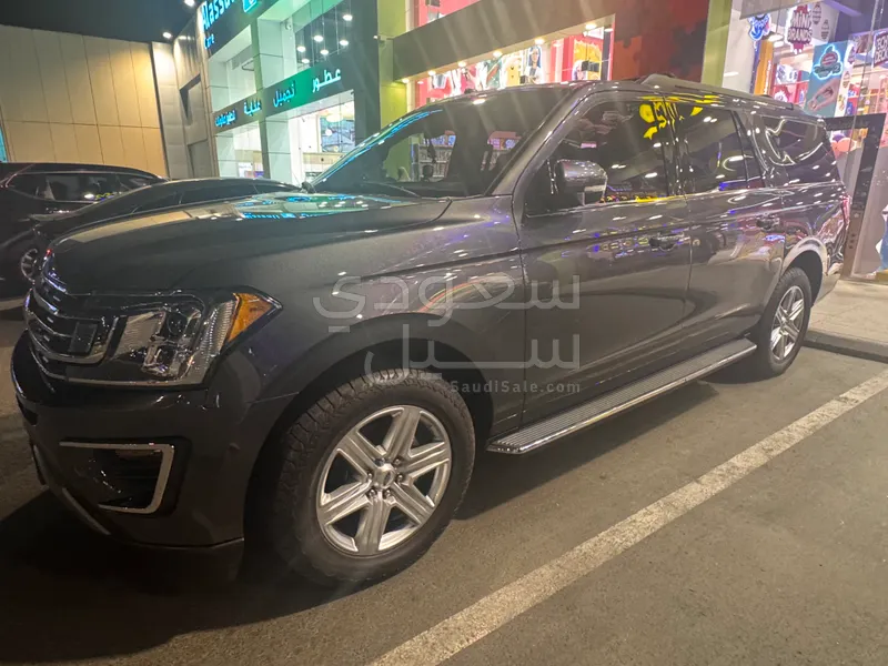2020 Ford Expedition XLT