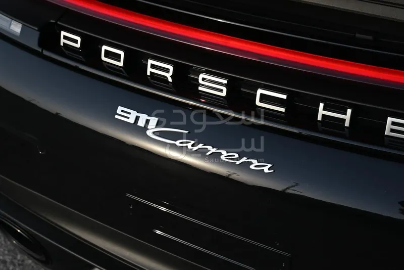 2025 Porsche 911 Carrera