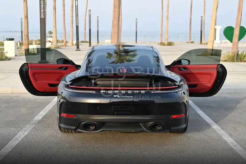 2025 Porsche 911 Carrera