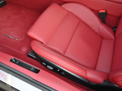 2025 Porsche 911 Carrera