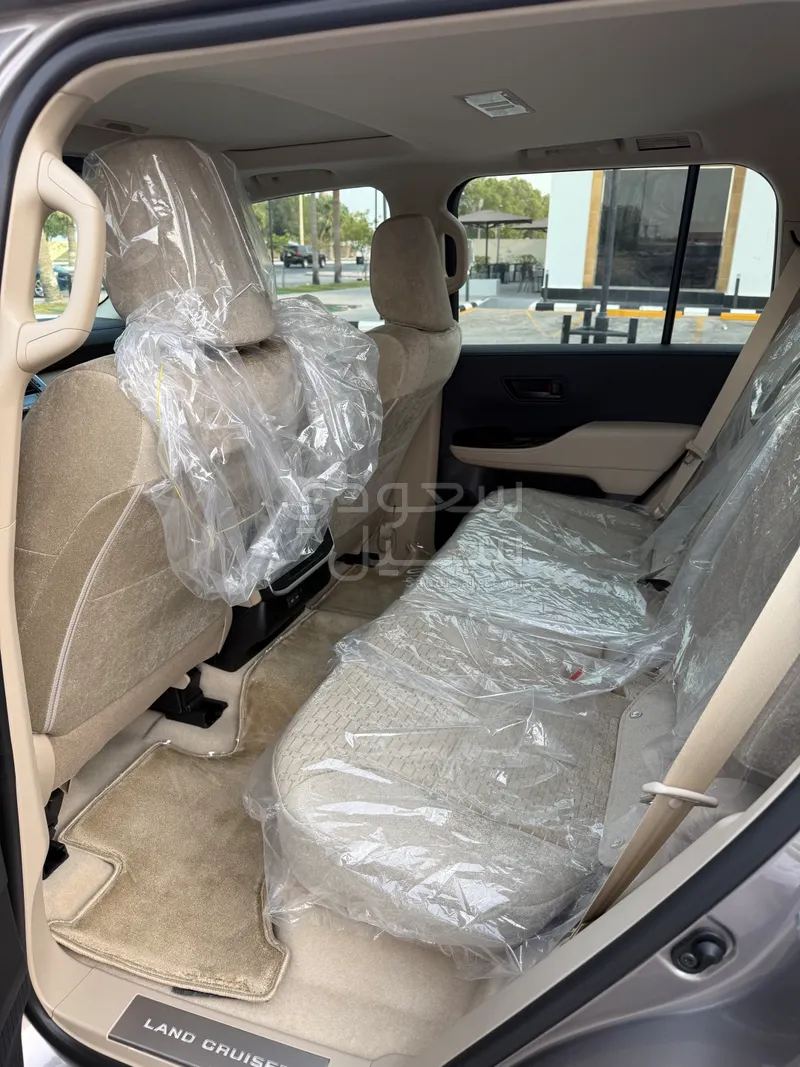 2024 Toyota Land Cruiser GXR