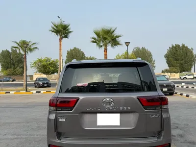 2024 Toyota Land Cruiser GXR
