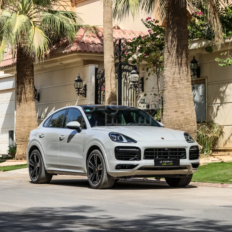 2022 Porsche Cayenne Coupe