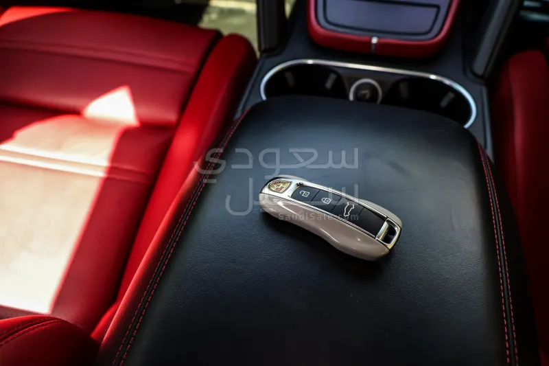2022 Porsche Cayenne Coupe