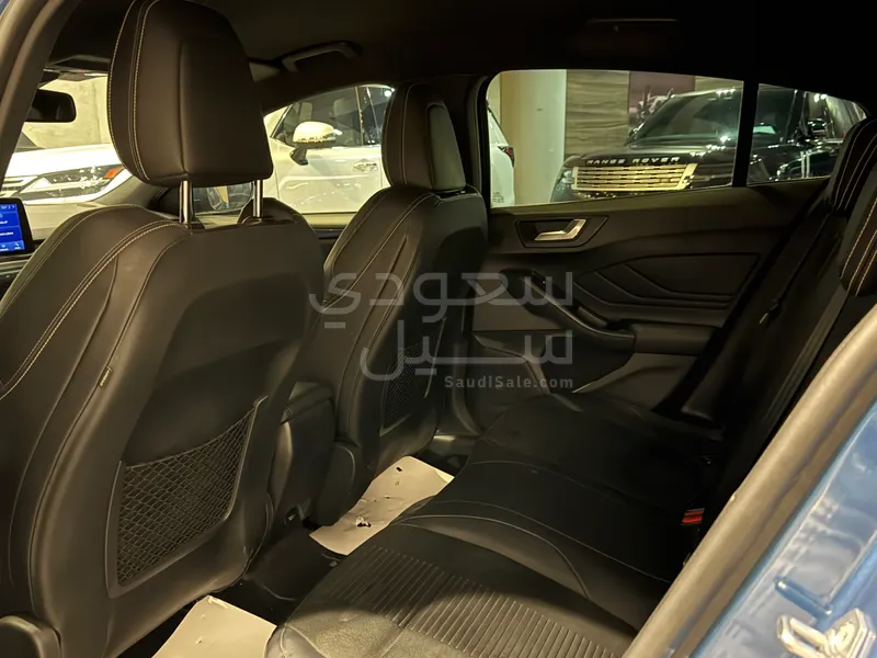 2022 فورد فوكس اس تي سبورت