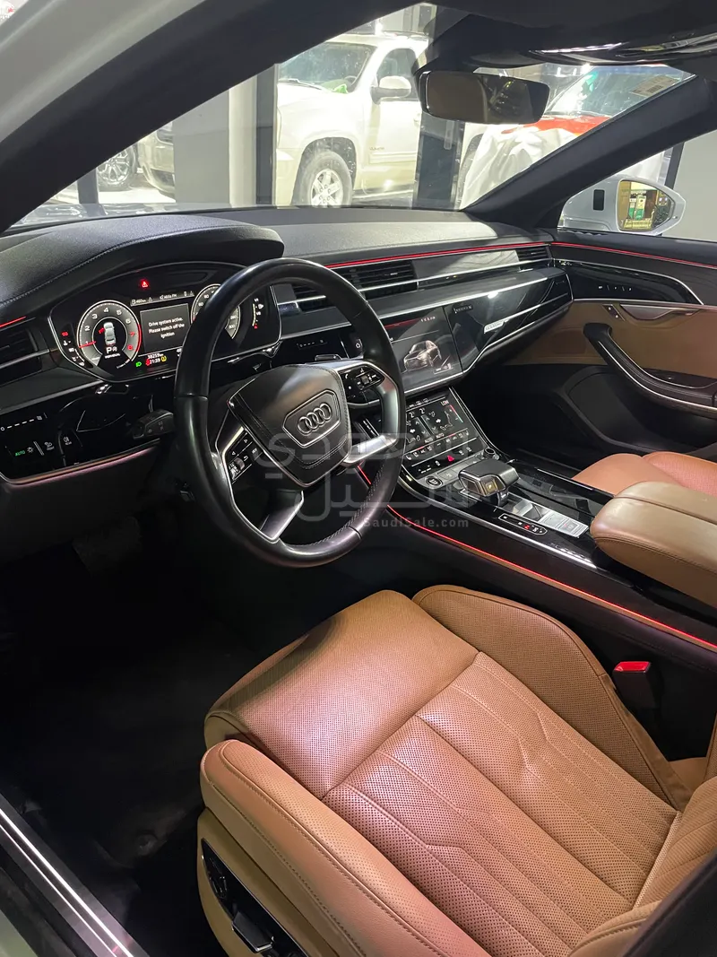 2021 Audi A8L 50 TFSI