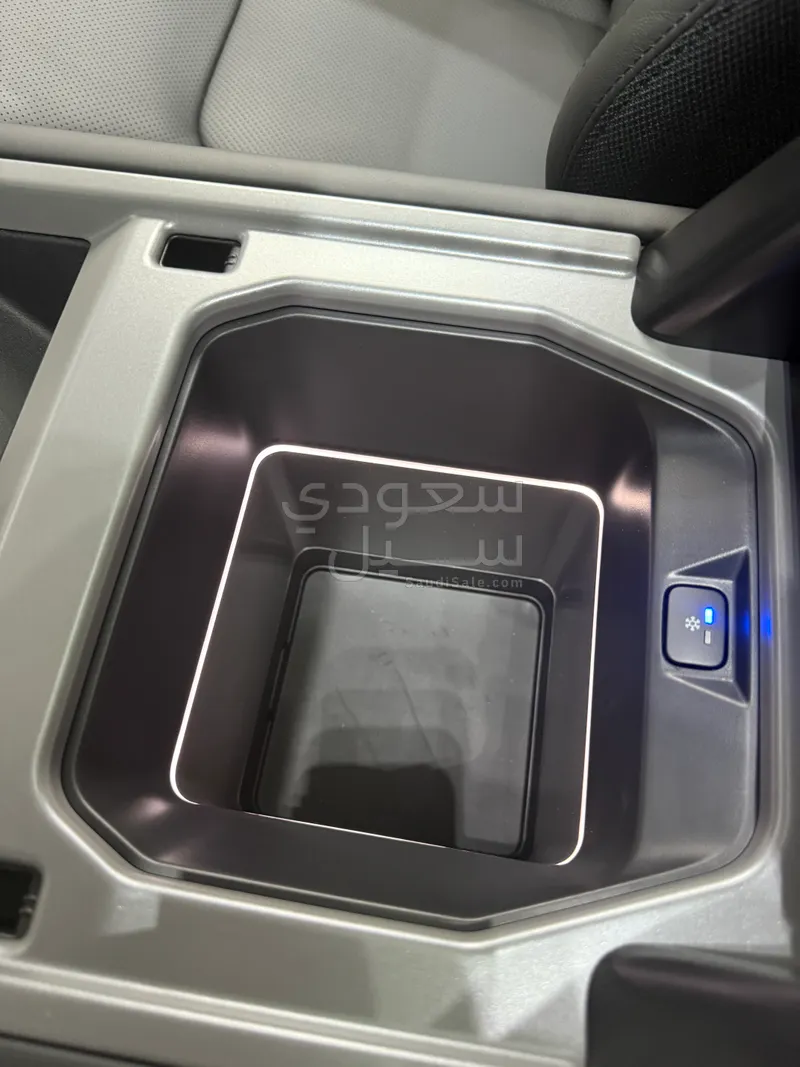 2025 Land Rover Defender X 110