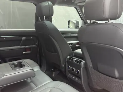 2025 Land Rover Defender X 110
