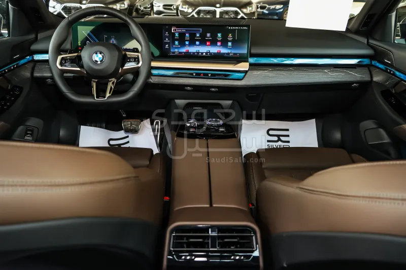2026 BMW 5 Series 520i
