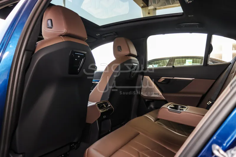 2026 BMW 5 Series 520i