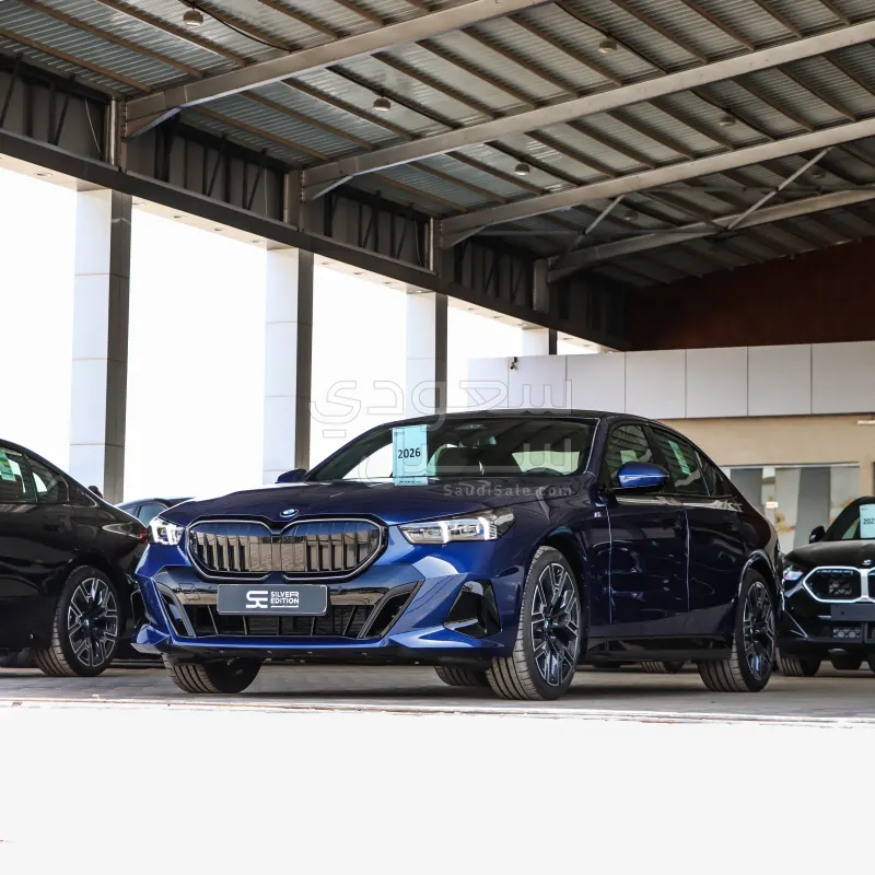 2026 BMW 5 Series 520i