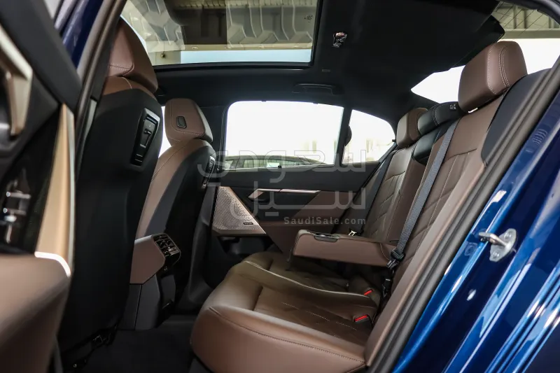 2026 BMW 5 Series 520i