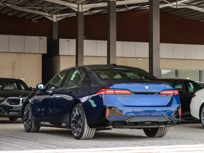 2026 BMW 5 Series 520i