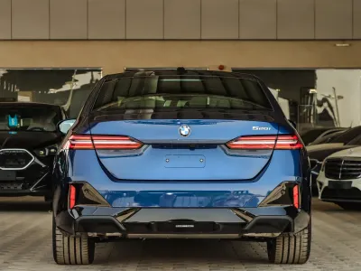 2026 BMW 5 Series 520i