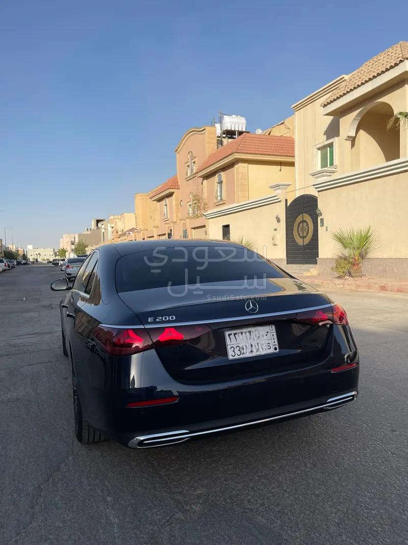 2024 Mercedes-Benz E 200