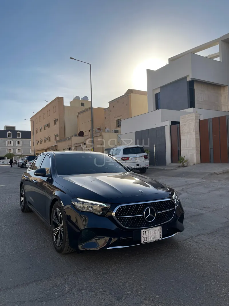 2024 Mercedes-Benz E 200