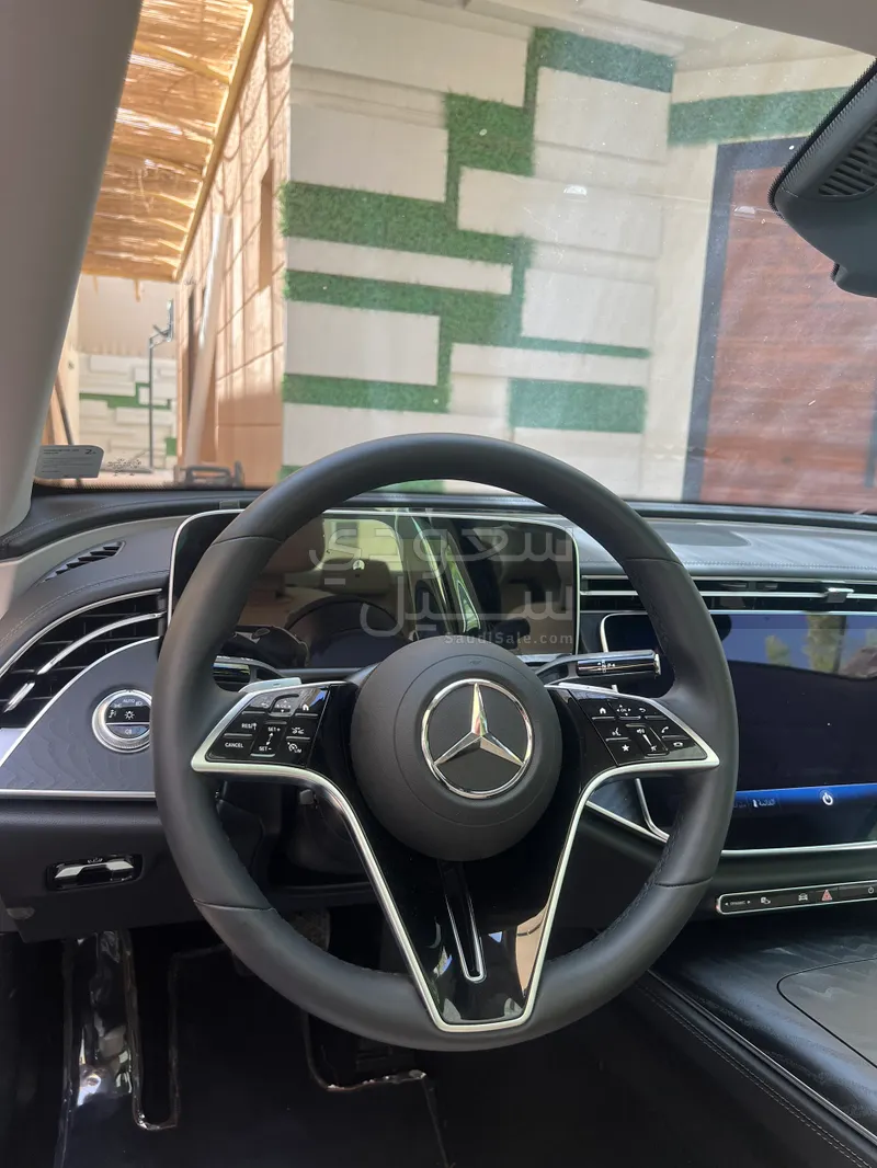 2024 Mercedes-Benz E 200