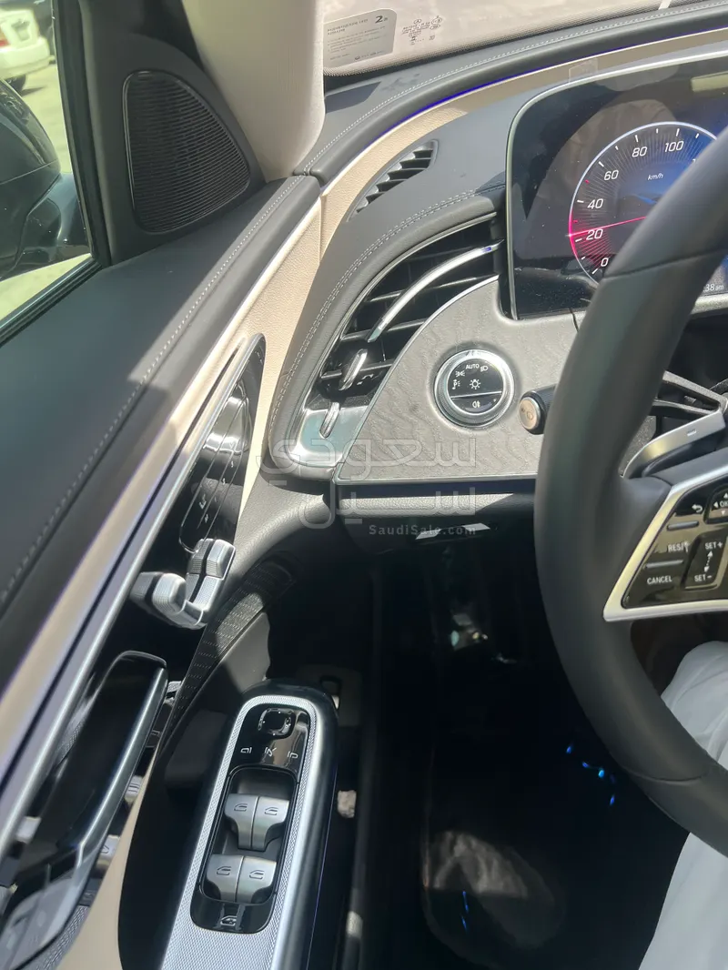 2024 Mercedes-Benz E 200