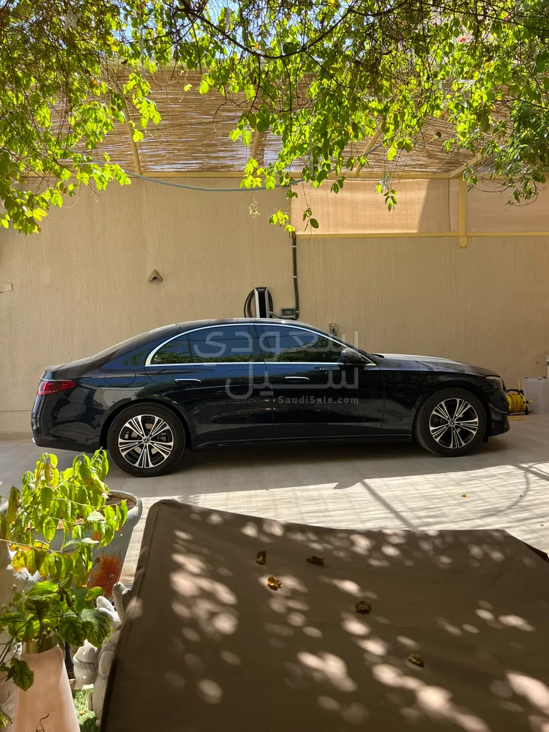 2024 Mercedes-Benz E 200