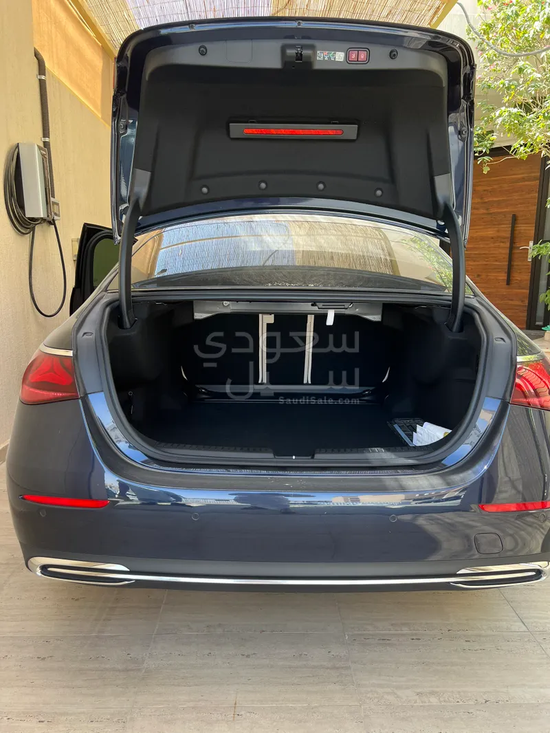 2024 Mercedes-Benz E 200