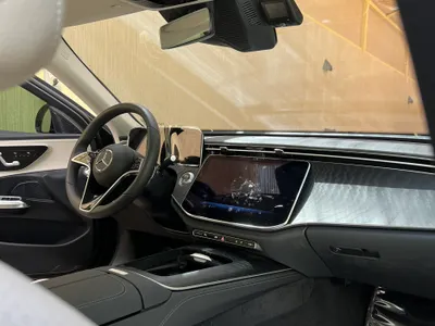 2024 Mercedes-Benz E 200