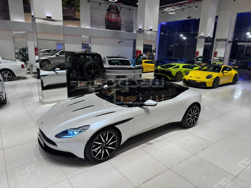 2018 Aston Martin DB11
