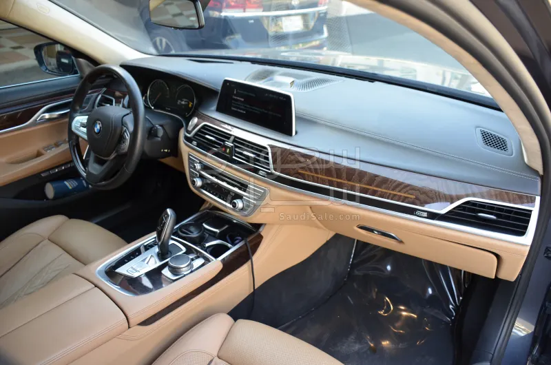2018 BMW 7 Series 750Li