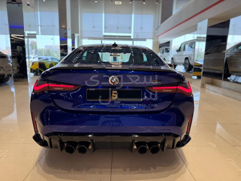 2023 BMW M Series M4 competition
