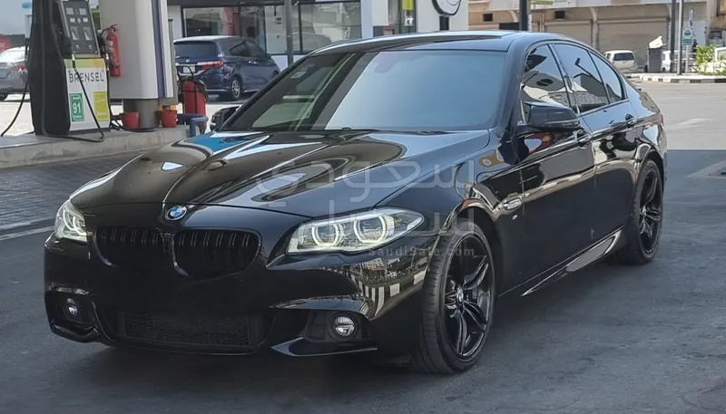 2016 BMW 5 Series 528i