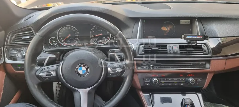 2016 BMW 5 Series 528i