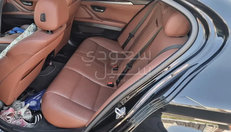 2016 BMW 5 Series 528i
