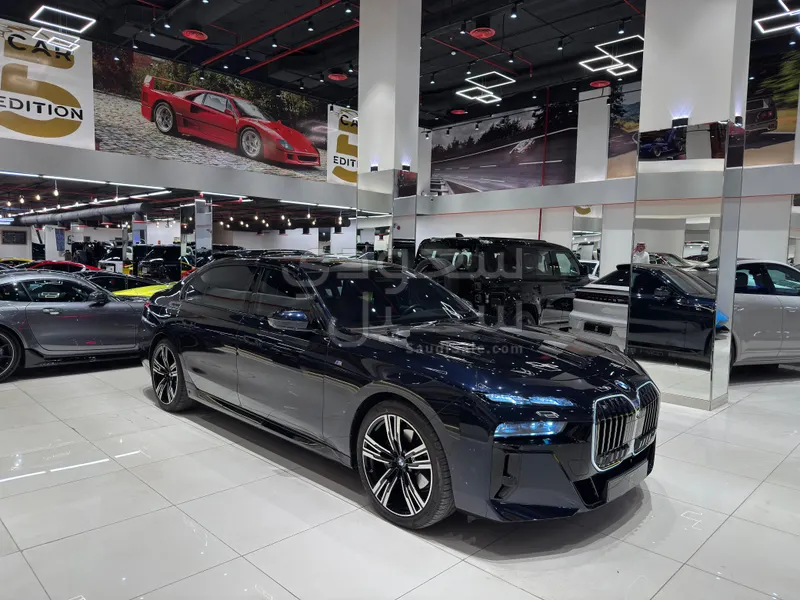 2024 بي ام دبليو الفئة السابعة 735أي