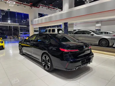 2024 بي ام دبليو الفئة السابعة 735أي