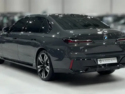 2023 بي ام دبليو الفئة السابعة 740أي
