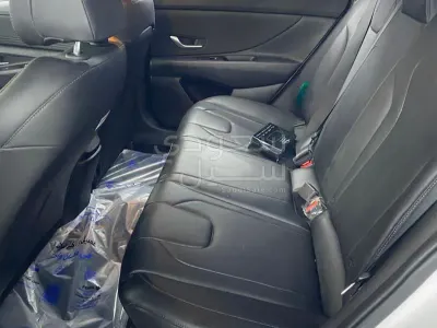 2021 Hyundai Elantra Smart