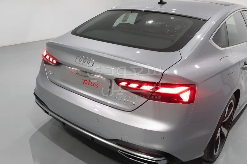 2023 اودي اي 5 40 تي اف اس اي