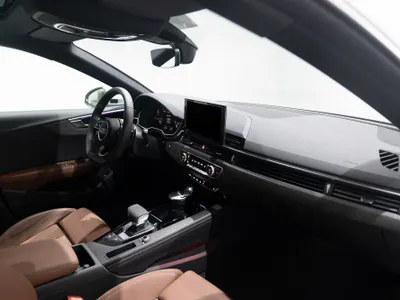 2023 اودي اي 5 40 تي اف اس اي
