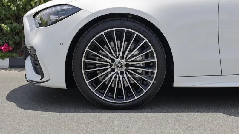 2025 Mercedes-Benz C 200 AMG