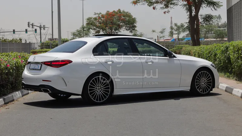 2025 Mercedes-Benz C 200 AMG