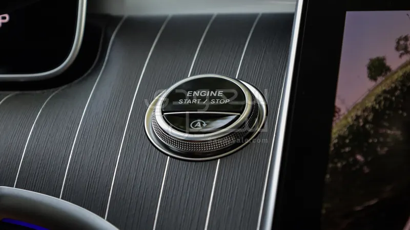 2025 Mercedes-Benz C 200 AMG