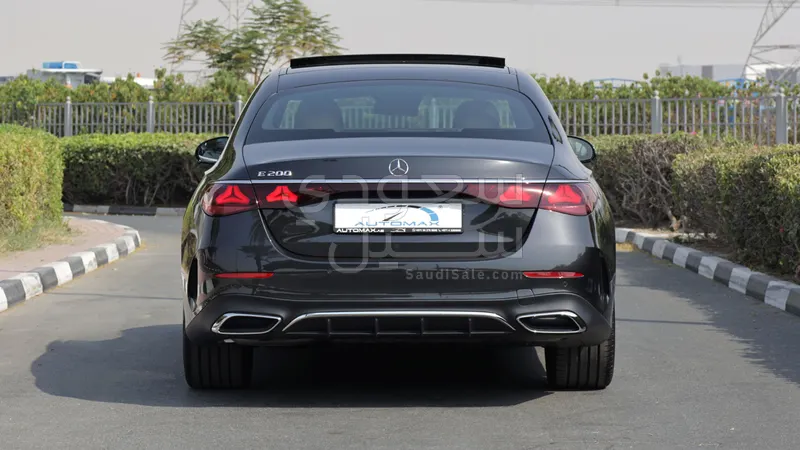 2025 Mercedes-Benz E 200 AMG