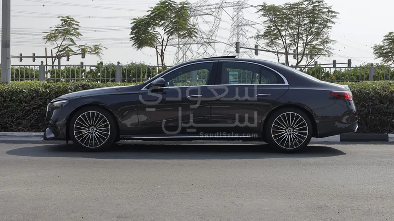 2025 Mercedes-Benz E 200 AMG