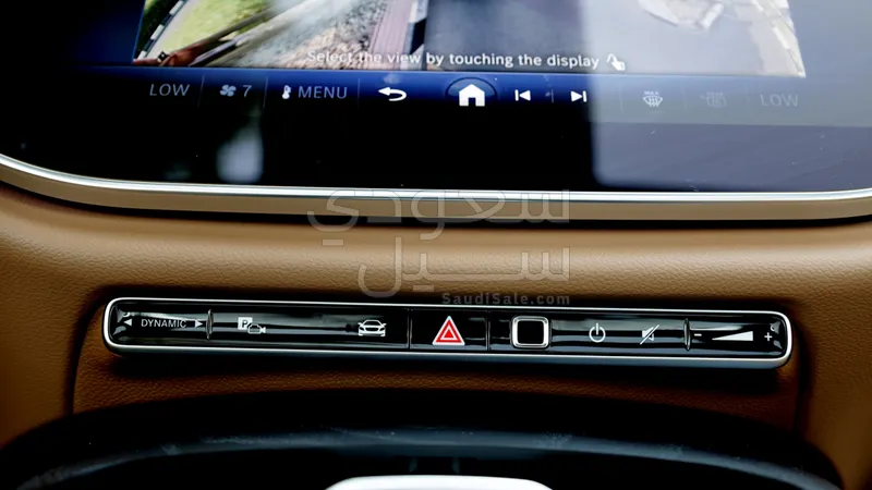 2025 Mercedes-Benz E 200 AMG