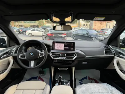 2025 BMW X Series 4