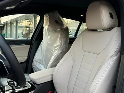 2025 BMW X Series 4